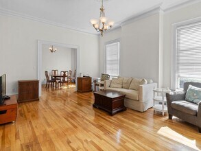 22 Eulita Ter, Unit 22## in Boston, MA - Foto de edificio - Building Photo