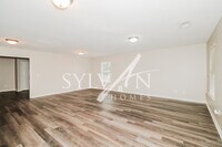 177 Saskatoon Dr photo'