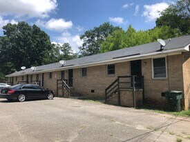 1312 Linwood Rd in Gastonia, NC - Building Photo