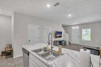 86848 Mainline Rd in Yulee, FL - Building Photo - Building Photo
