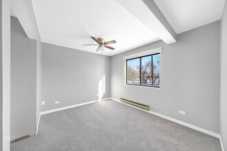 651 S Virginia Rd in Crystal Lake, IL - Building Photo - Building Photo