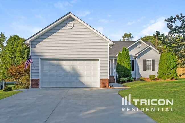 property at 922 Hollow Hill Ct