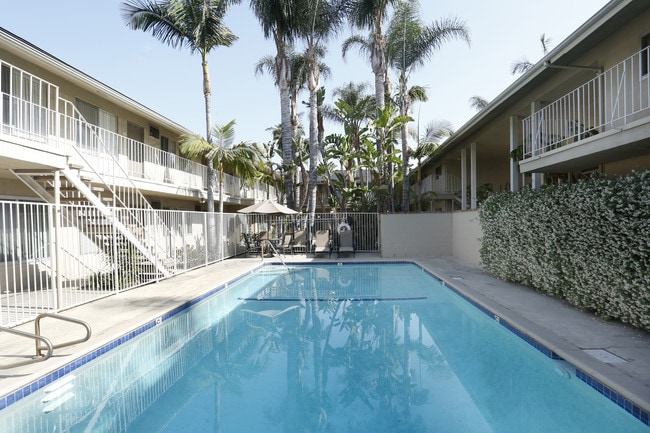 Plantation Apartments