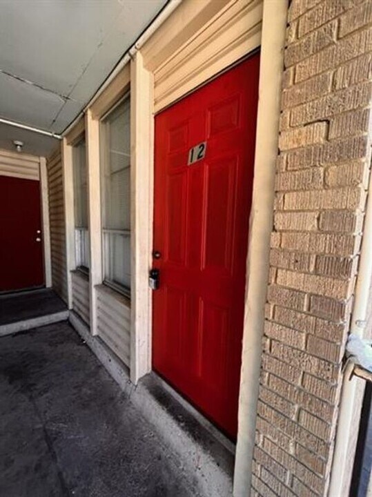 151 N Belvedere Blvd in Memphis, TN - Building Photo