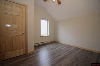 118 Van Brunt St, Unit 2 in Mankato, MN - Foto de edificio - Building Photo