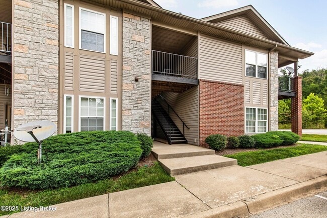 property at 7309 St Andrews Woods Cir