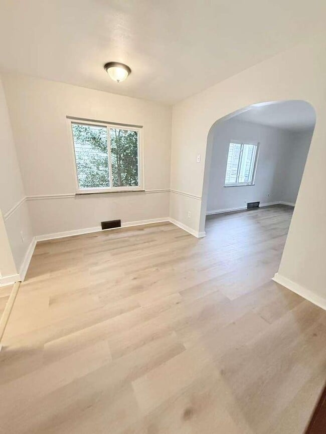 837 Brackenridge Ave in Brackenridge, PA - Building Photo - Building Photo