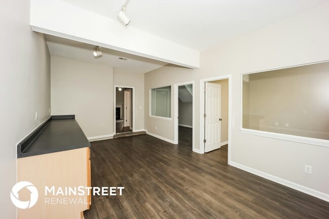 7030 Mahogany Dr in Fairburn, GA - Building Photo - Building Photo