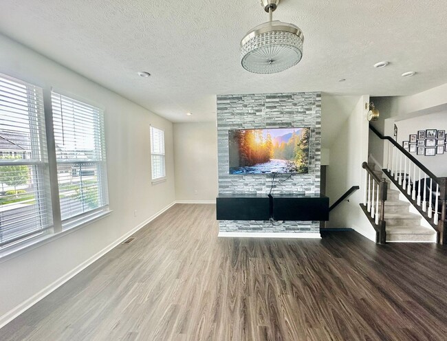 property at 325 Helenium Dr