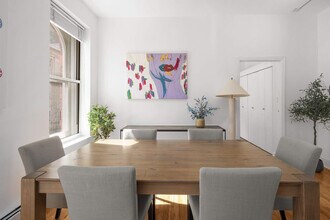 211 Front St in New York, NY - Building Photo - Building Photo
