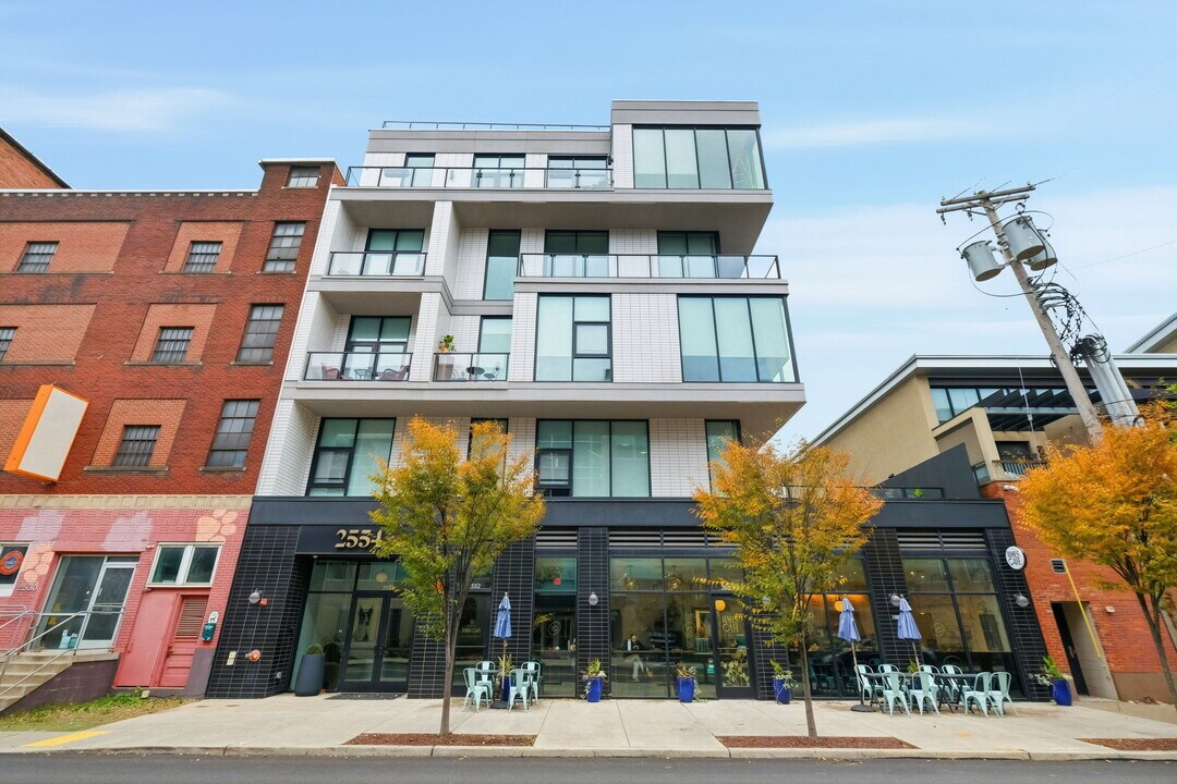 2554 Smallman St, Unit 307 in Pittsburgh, PA - Foto de edificio