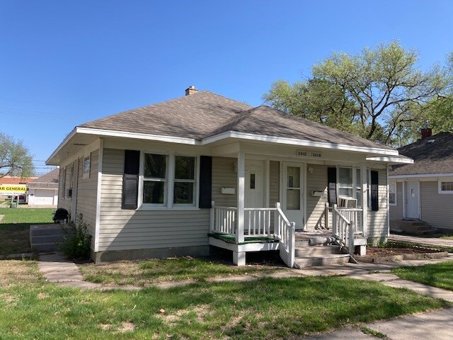 2412 W 1st St in Grand Island, NE - Building Photo