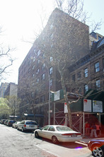 40 W 84th St in New York, NY - Building Photo - Building Photo