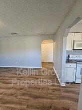 1041 N Brunnell Pkwy in Lakeland, FL - Building Photo - Building Photo