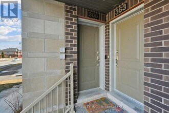 365 Axis Wy in Ottawa, ON - Building Photo - Building Photo