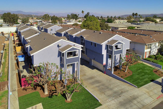 862-892 W Mines Ave in Montebello, CA - Building Photo - Building Photo