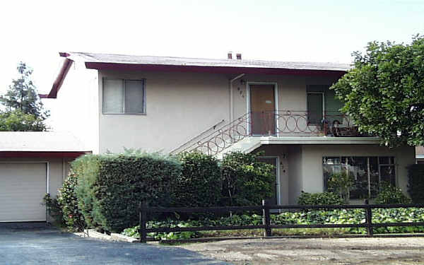 868-876 Alameda St in Altadena, CA - Building Photo