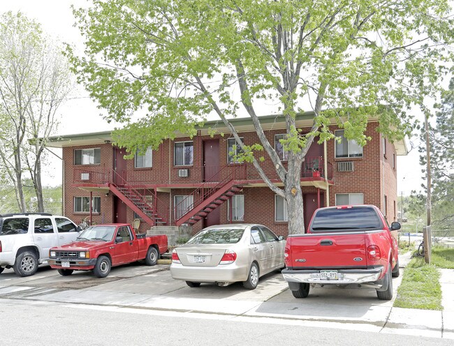 5532 S Grant St in Littleton, CO - Foto de edificio - Building Photo