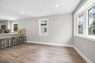 94 Mountain Ave in Hanover, NJ - Building Photo - Building Photo