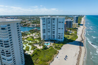 Chalfonte Condos (North Tower) in Boca Raton, FL - Foto de edificio - Building Photo