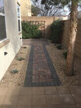 11028 Florence Hills St in Las Vegas, NV - Building Photo - Building Photo