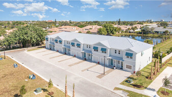 35 Tortuga Trl in Satellite Beach, FL - Building Photo