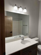 600 Hickory St in Gilman, WI - Foto de edificio - Building Photo