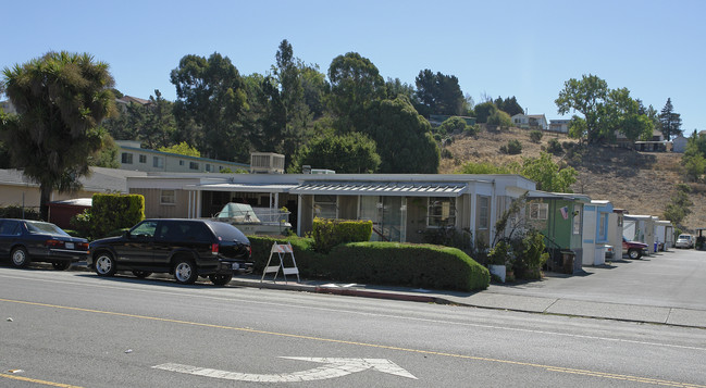 4556 Appian Way in El Sobrante, CA - Building Photo - Building Photo