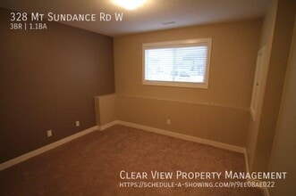 328 Mt Sundance Rd W in Lethbridge, AB - Building Photo - Building Photo