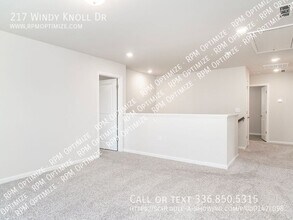 217 Windy Knl Dr in Graham, NC - Building Photo - Building Photo