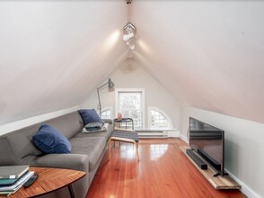 103 College Ave, Unit #1 in Somerville, MA - Building Photo - Building Photo
