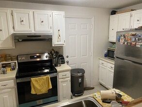 15 Walden Dr in Natick, MA - Building Photo - Building Photo