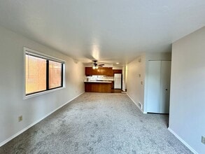 1130 E Timber Ln in Coeur d'Alene, ID - Building Photo - Building Photo