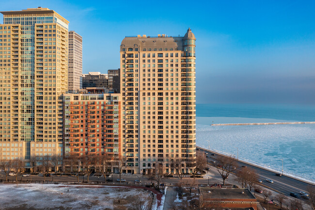 840 N Lake Shore Dr in Chicago, IL - Building Photo - Building Photo