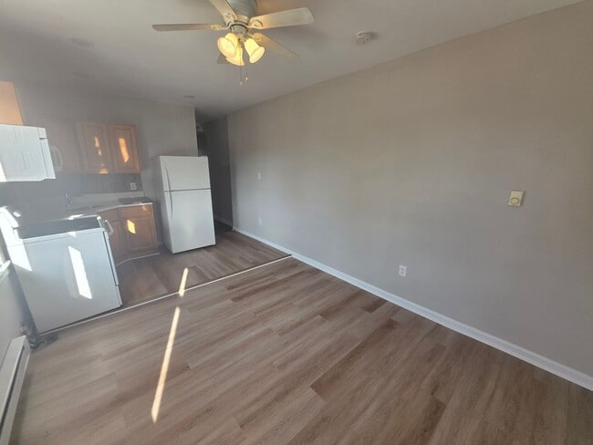 151 W Grange Ave in Philadelphia, PA - Building Photo - Building Photo