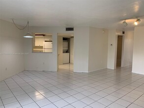 9631 SW 138th Ave in Miami, FL - Building Photo - Building Photo