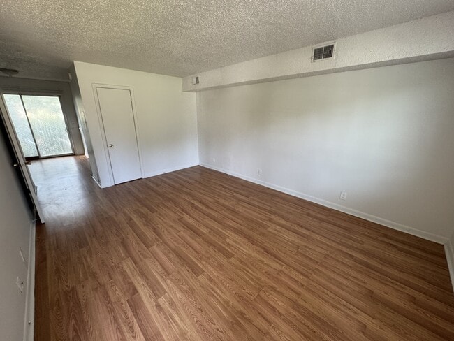 441 Harding Pl in Nashville, TN - Building Photo - Building Photo