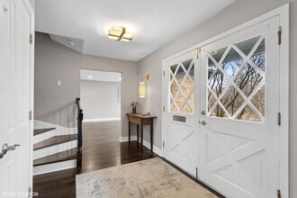 384 Hastings Ave in Highland Park, IL - Building Photo - Building Photo