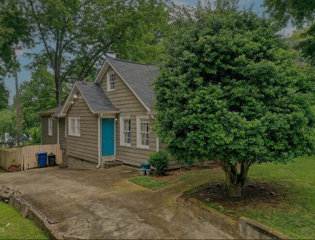 1821 Avon Ave SW in Atlanta, GA - Building Photo - Building Photo