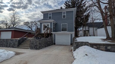 307 Lincoln St in Hart, MI - Foto de edificio - Building Photo