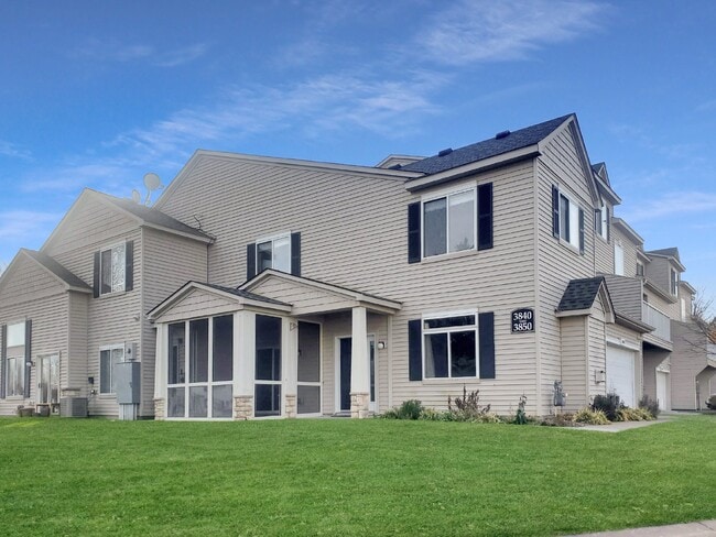property at 3840 Abercrombie Ln