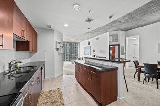 300 S Australian Ave in West Palm Beach, FL - Building Photo - Building Photo