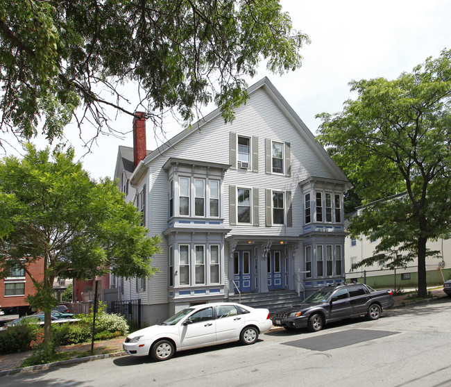 89-91 Carleton St in Portland, ME - Foto de edificio - Building Photo