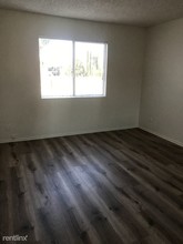 4424 Woodman Ave in Los Angeles, CA - Building Photo - Building Photo