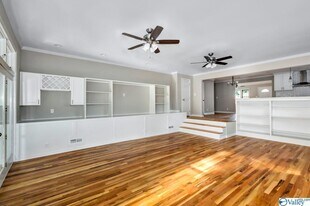 2223 SE California St in Huntsville, AL - Building Photo