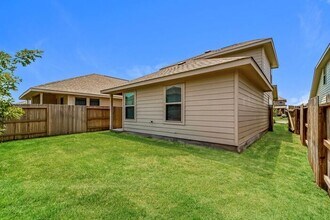 10316 Green Branch in San Antonio, TX - Building Photo - Building Photo