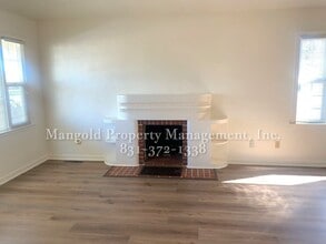 572 Pearl St in Monterey, CA - Building Photo - Building Photo
