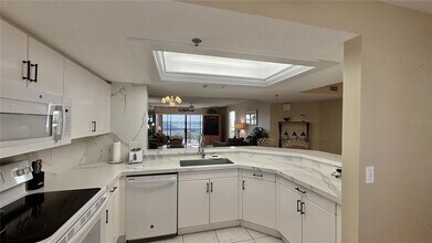 2700 N Peninsula Ave, Unit 322 in New Smyrna Beach, FL - Building Photo - Building Photo