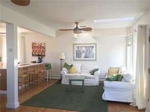 20 Lawton Ave in Tiverton, RI - Building Photo - Building Photo