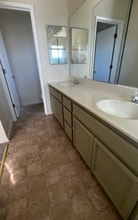 1465 Venice Cir in Stockton, CA - Building Photo - Building Photo